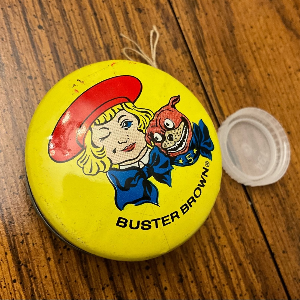 Vintage buster brown Yo-Yo
